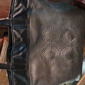 Elegant Black Leather Tote Bag